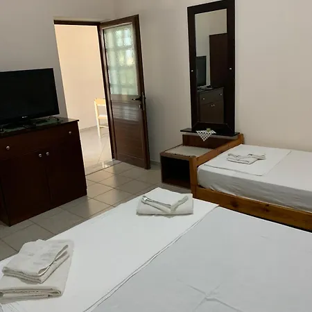 Ylli Cunaj Apartment *